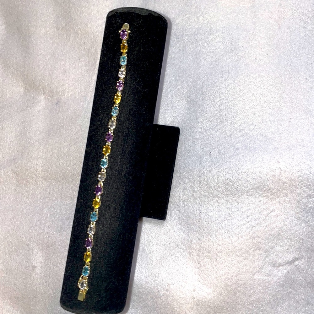 Women’s bracelet